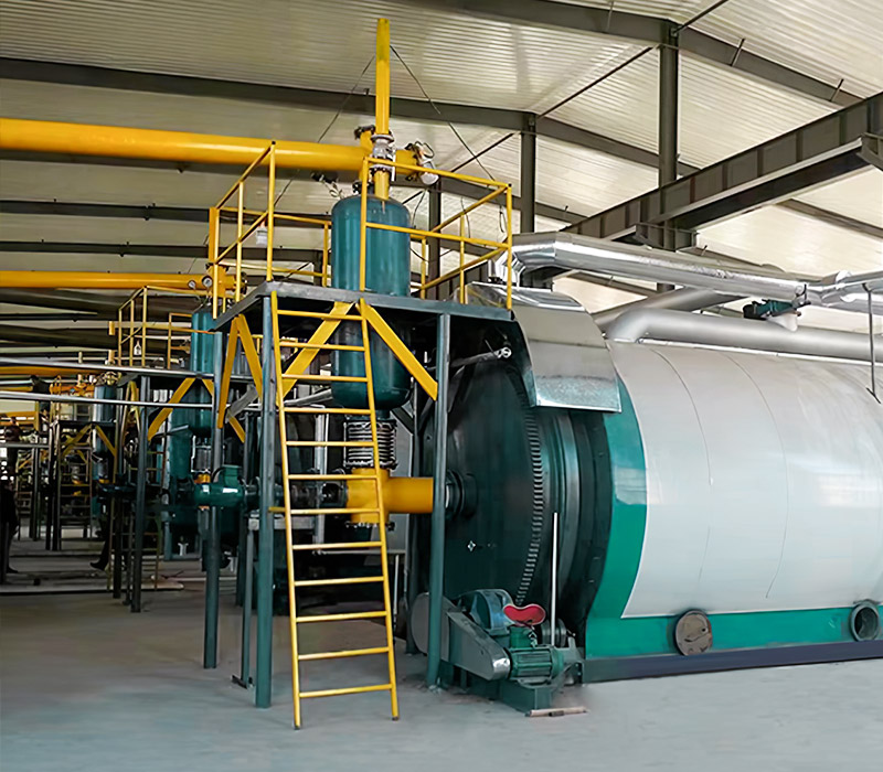 Oleum Sludge exacutionis Batch Pyrolysis Planta